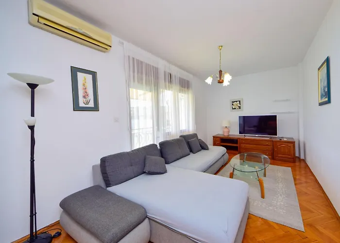 Appartement Pantan By Interhome Trogir